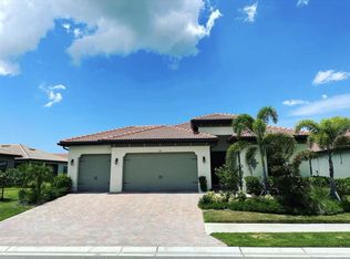 105 Vinadio Blvd, Nokomis, FL 34275