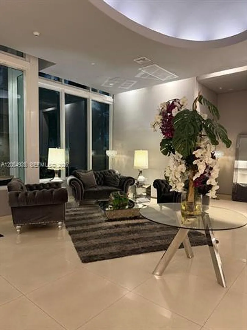 275 NE 18th St cu-1910, Miami, FL 33132 — Photo 1
