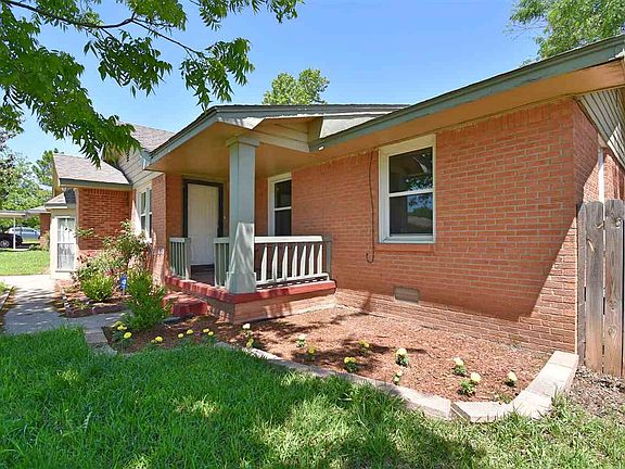 2nd image of 2409 NW Cheyenne Ave