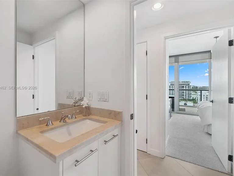 6799 Collins Ave #1106 — Photo 17