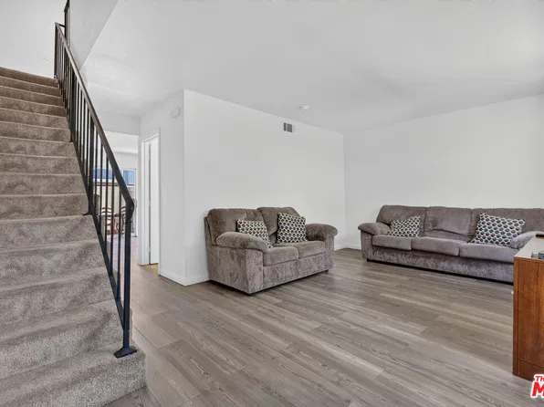 2680 La Paloma Cir, Thousand Oaks, CA 91360