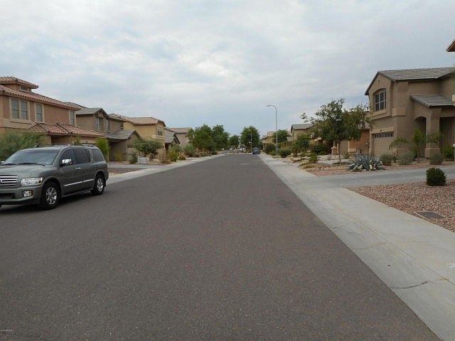 2nd image of 3313 W Apollo Rd
