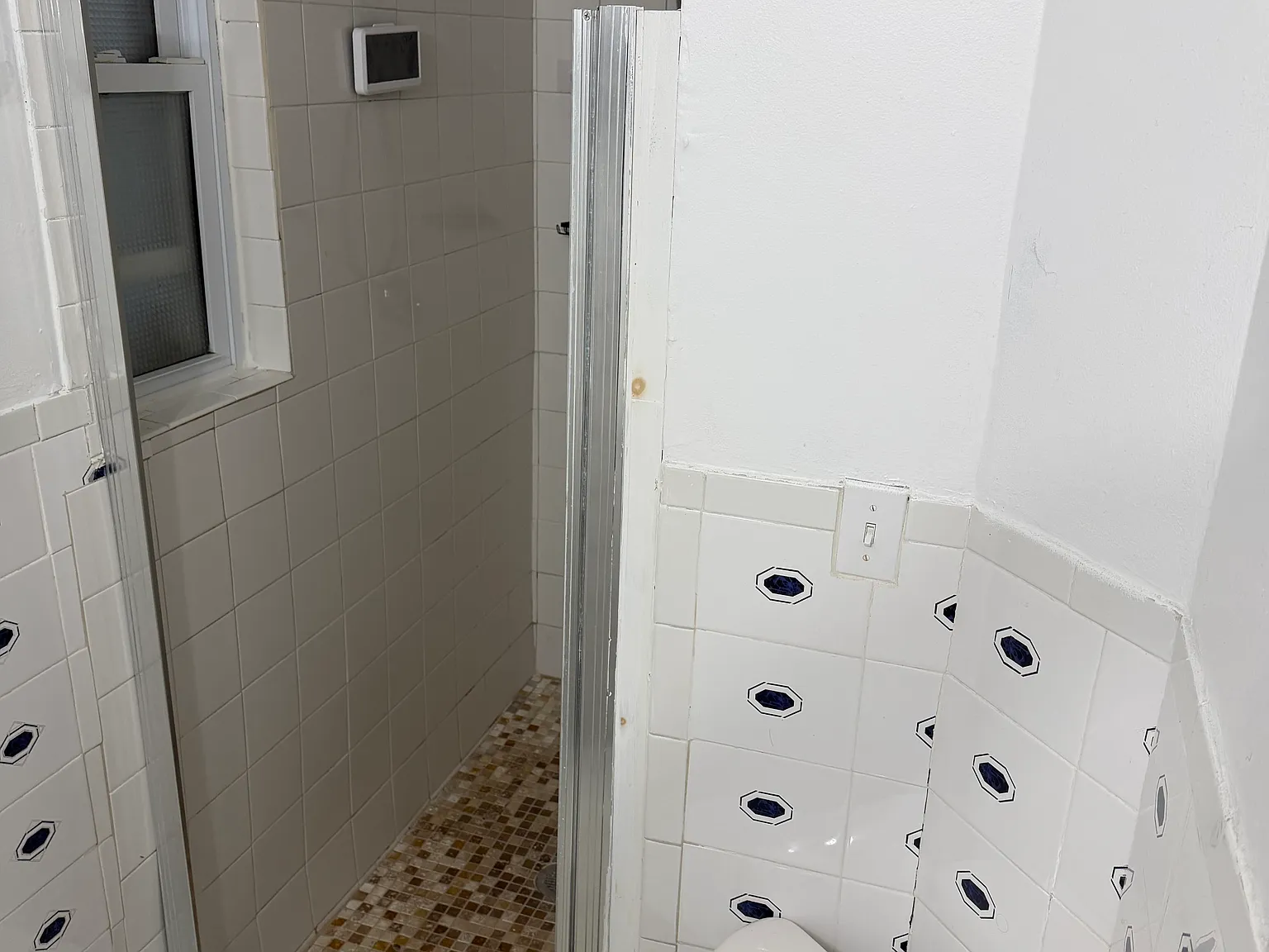2 bed, 1000 sqft, $3,400 — Photo 3