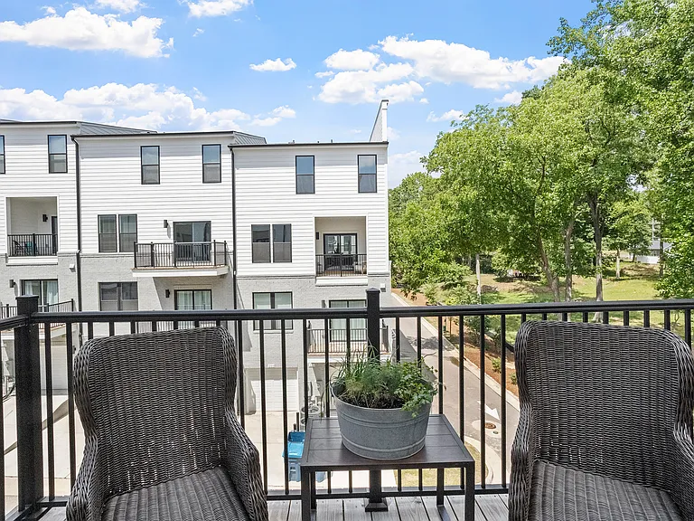 110 Ailey Brook Way — Photo 11
