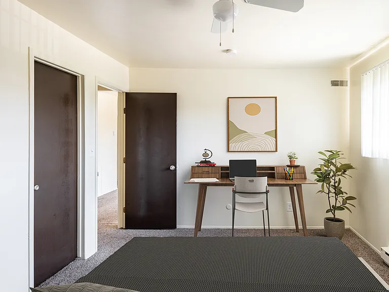 River Raisin Apartments — Photo 15