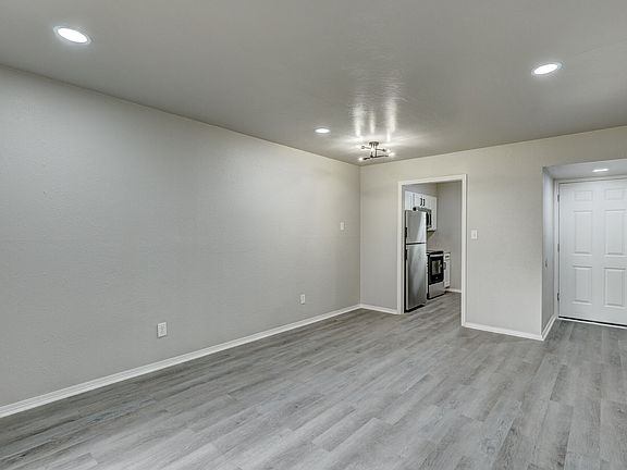 3rd image of 515 24th Ave NW #505-A