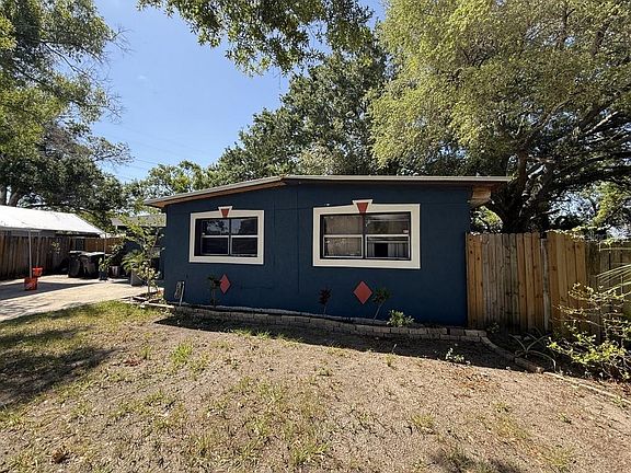 4th image of 8507 Libby Ln