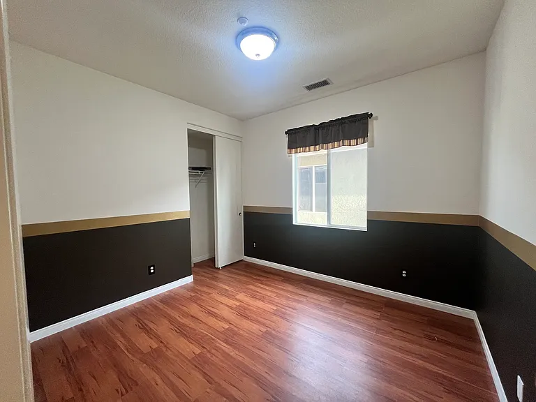 4689 Trailmore Ct — Photo 9
