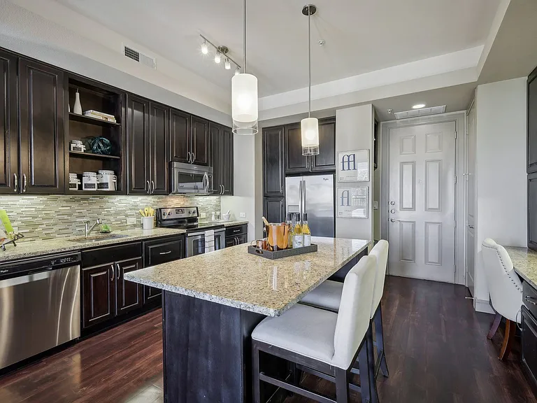 The Kelton at Clearfork — Photo 11