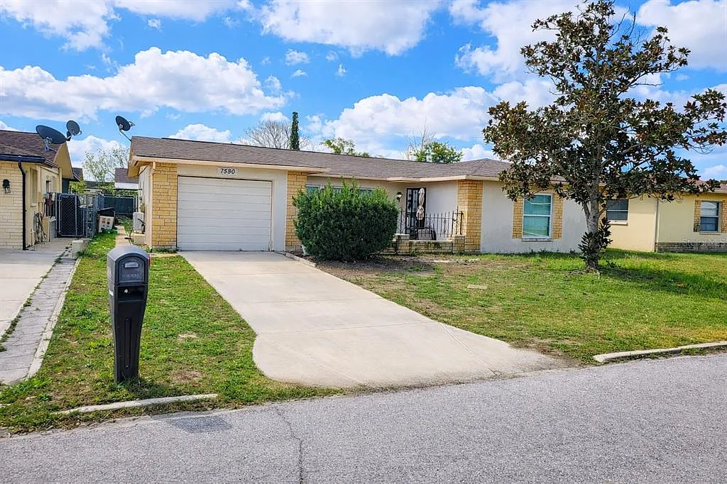 2 bed, 2.0 bath, 1446 sqft, $1,695 — Photo 1