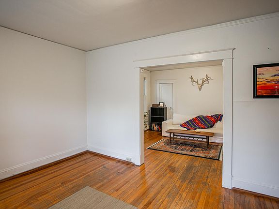3rd image of 4506 Forest Hill Ave #B