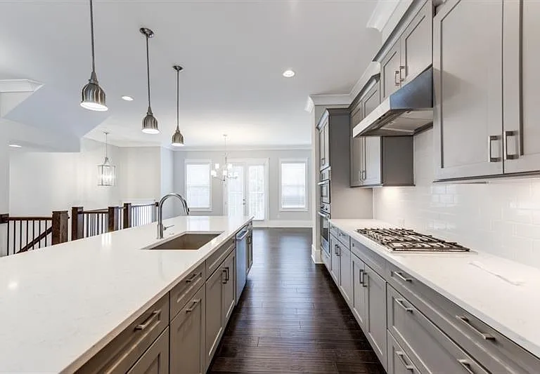 4304 Walsh Dr — Photo 10