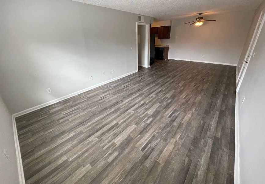 3430 East Apartments — Photo 4