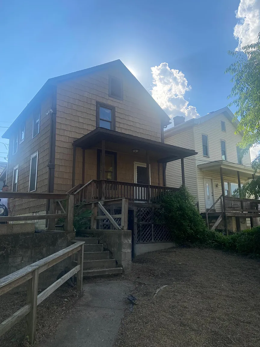430 Chestnut St photo 1