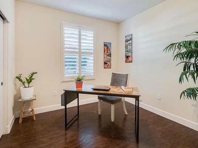 202 Cezanne Ln #202 — Photo 10