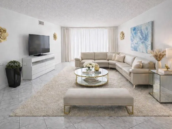 2101 Atlantic Shores Blvd APT 108, Hallandale, FL 33009