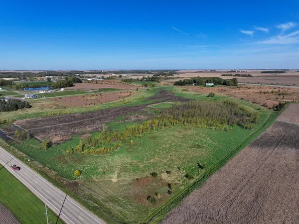 11890 390th Ave, Blue Earth, MN 56013