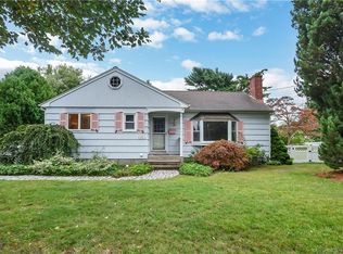119 Harbor Pkwy, Clinton, CT 06413