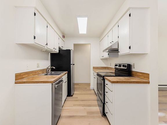4th image of 11004 NE 68th St APT 925
