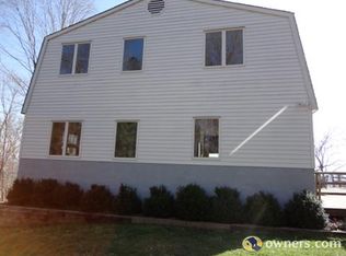 3 Sanctuary Hill Ln, Uppr Blck Edy, PA 18972