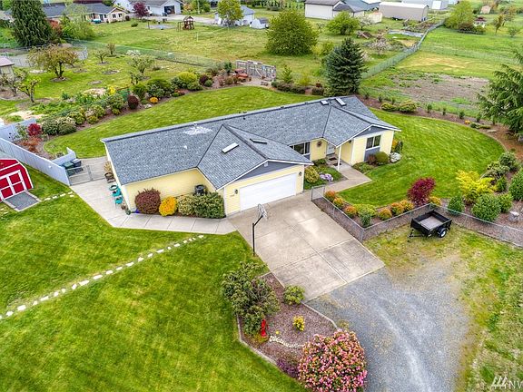 3rd image of 2320 183rd Street Ct E