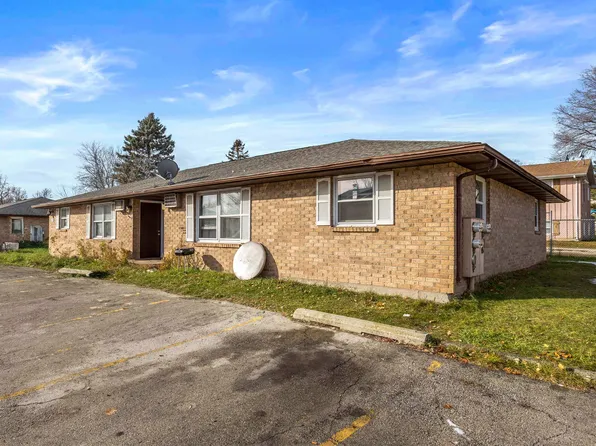 2092 Imperial Ln, Green Bay, WI 54302