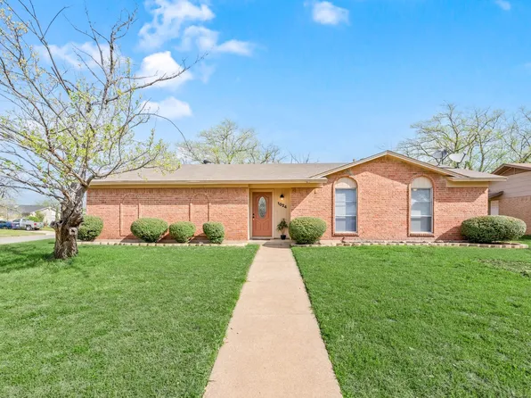 1024 Calcutta St, Hurst, TX 76053