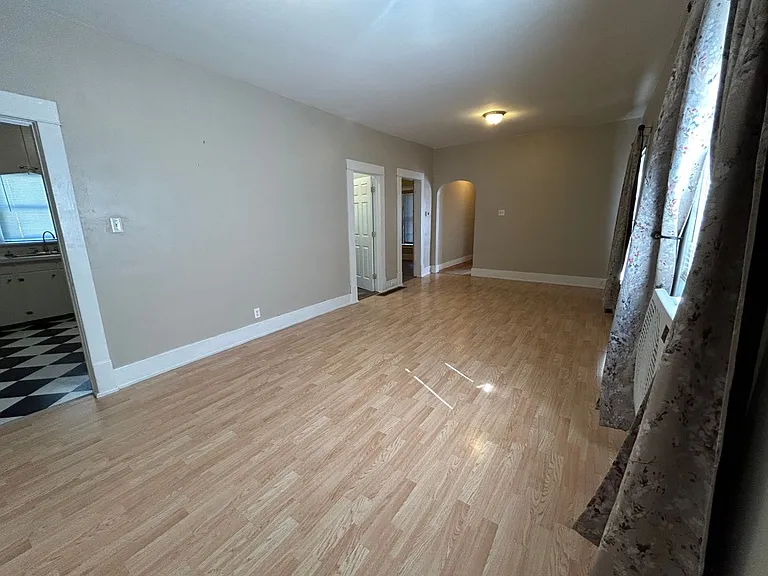 117 W Adams Ave — Photo 24