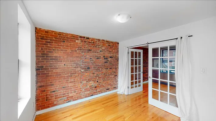 Rented by Living New York | media 36