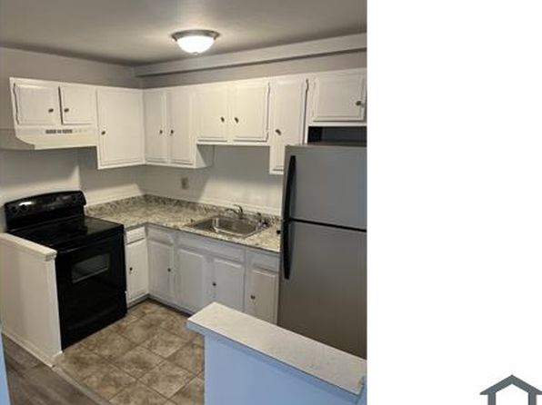 15412 Maple Park Dr