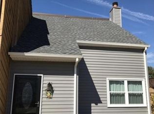 127 E Green Valley Cir, Newark, DE 19711