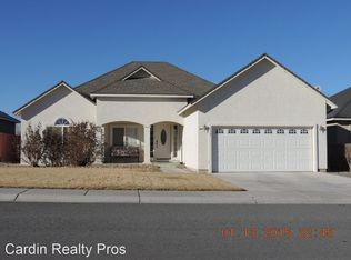 572 Wedge Ln, Fernley, NV 89408