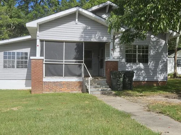 212 Montana St, Dothan, AL 36303