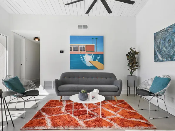 2041 Calle Palo Fierro, Palm Springs, CA 92264