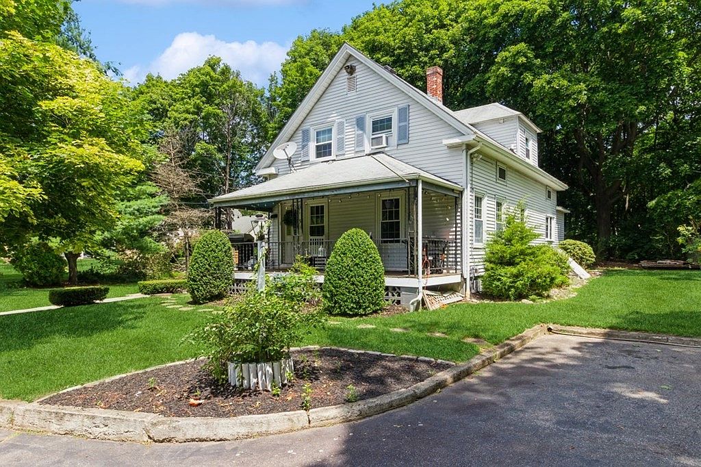 646 Fall River Ave, Seekonk, MA 02771 Zillow