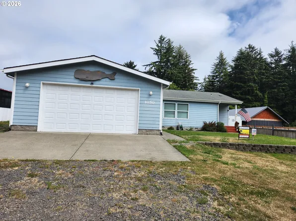 1050 Broadway Ave, Winchester Bay, OR 97467