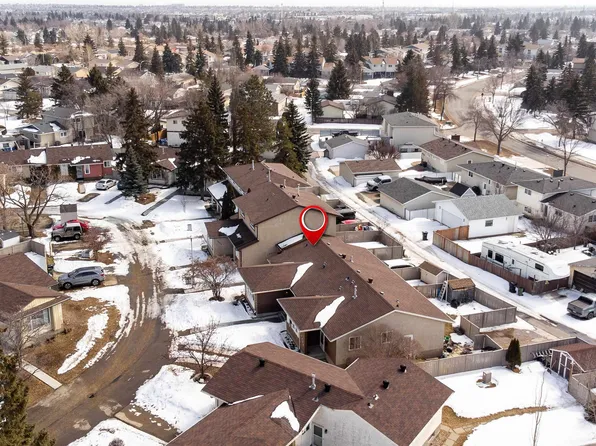 10031 173rd Ave NW, Edmonton, AB T5X 3Y1