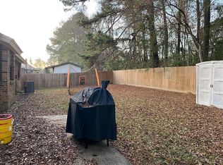 111 Lexington Dr, Hattiesburg, MS 39402
