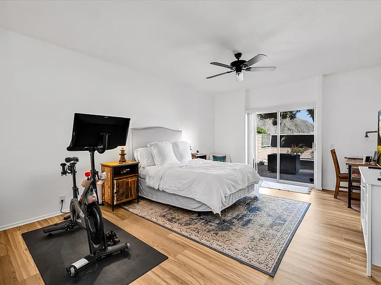 48137 Vista Cielo — Photo 24