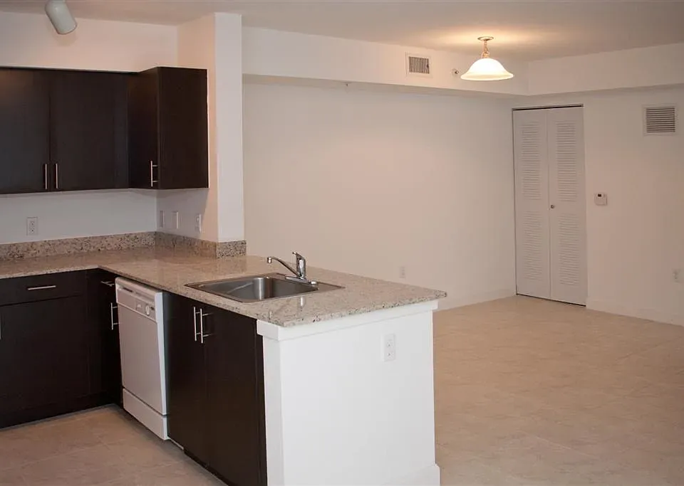 Villa Capri Apartments