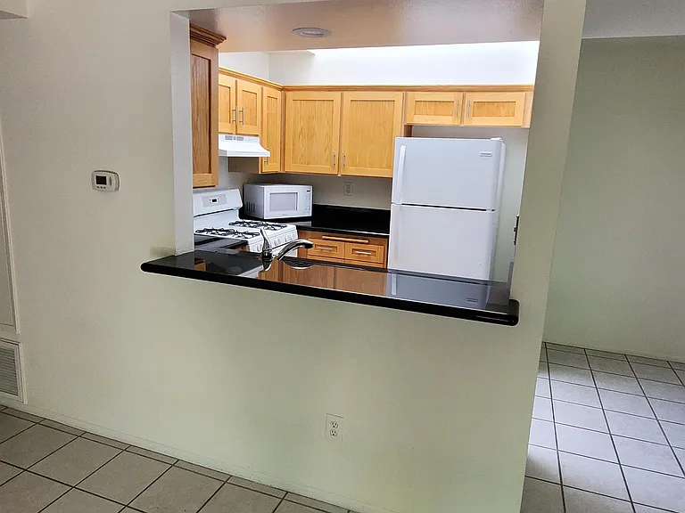 24111 W Del Monte Dr — Photo 6
