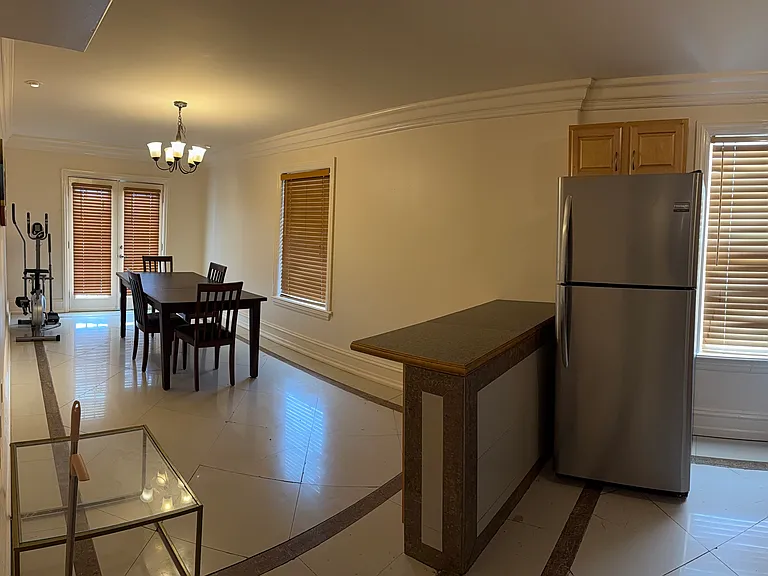 2601 Amelia St #302 — Photo 5