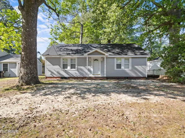 1315 S Williams Circle, Elizabeth City, NC 27909