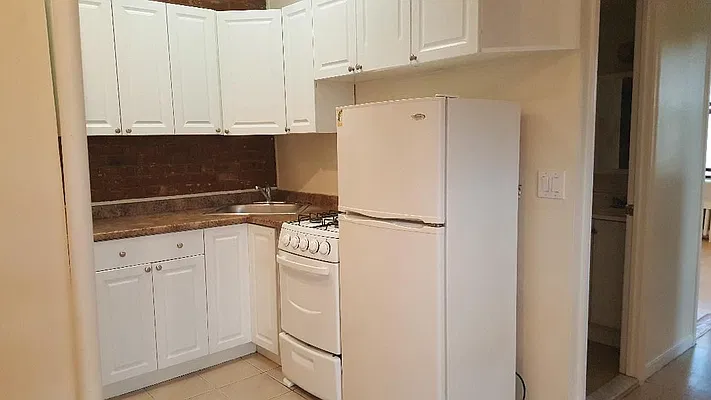 Rented by Susan J. Conaway, LREB | media 7
