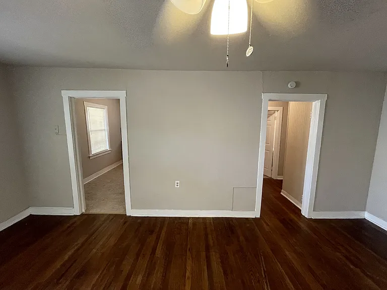 613 S Fielder Rd — Photo 4
