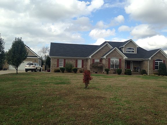 2nd image of 325 Bent Grass Dr