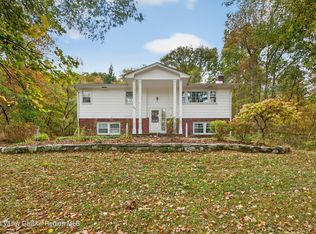 111 Tillson Lake Rd, Wallkill, NY 12589