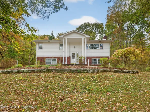 111 Tillson Lake Road, Wallkill, NY 12589