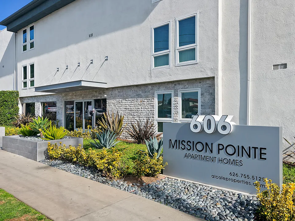 Mission Pointe Apartment Homes