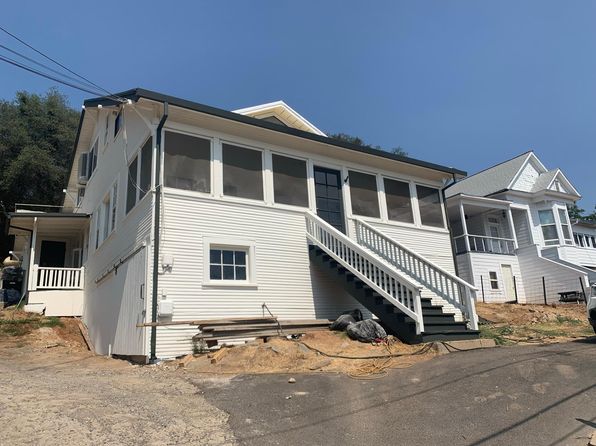1403 S Main St